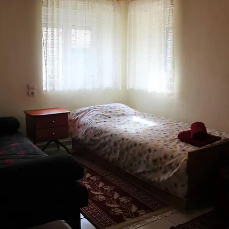 Carout House Apartment